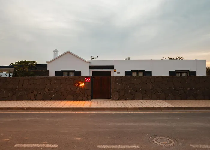Casa Melián Vila *